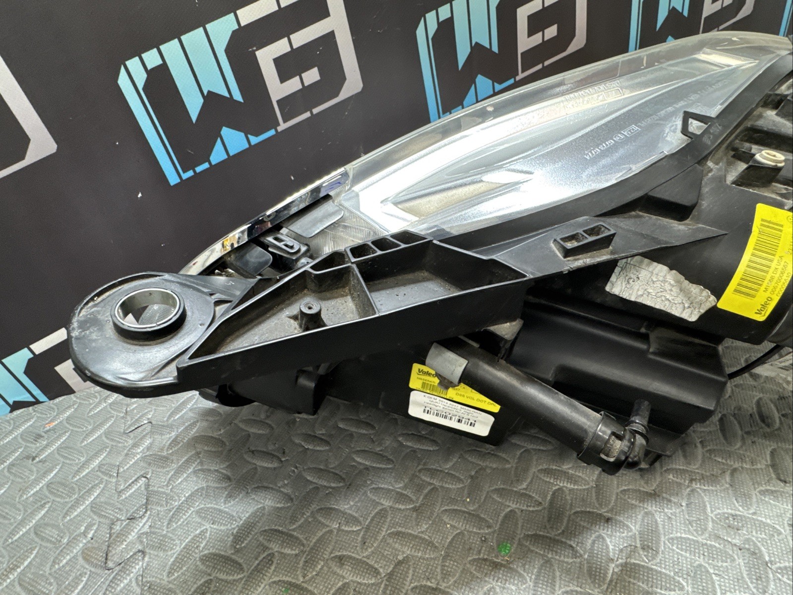 OEM 2014-2017 Maserati Quattroporte M156 HEADLIGHT XENON RIGHT PASSENGER SIDE