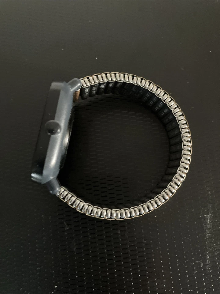 Amazfit Bip U Display  1,43”  Cassa di Alluminio, Cinturino di Metallo - Immagine 2 di 4