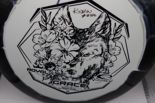 Kristin Tattar FIRMATO - Lat 64 Royal Orb Grand Grace - Autografato - Foto 2 di 5