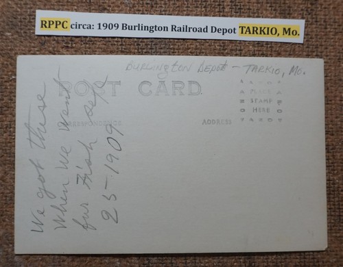 RPPC circa: 1909 Burlington Railroad Depot TARKIO, Mo. POSTCARD REAL PHOTO #1302 - Imagen 2 de 2