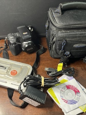 Kodak EasyShare P850 5.1MP LCD Digital Camera W/ Battery, Case , Dock UNTESTED