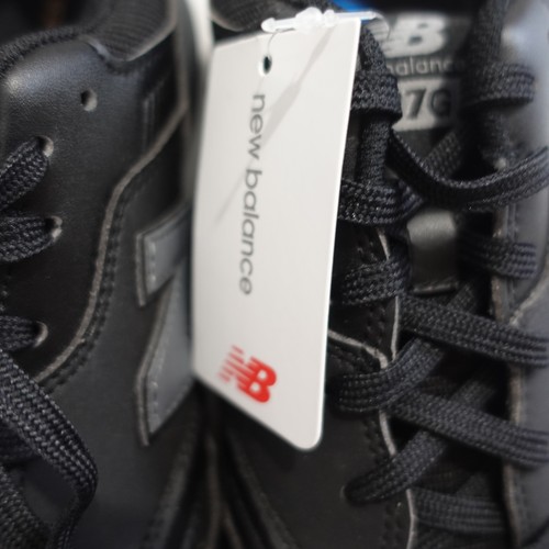 New Balance Men's 997 Spikeless Leather Golf Shoes - Black Grey Size 11.5 2E - Picture 4 of 9