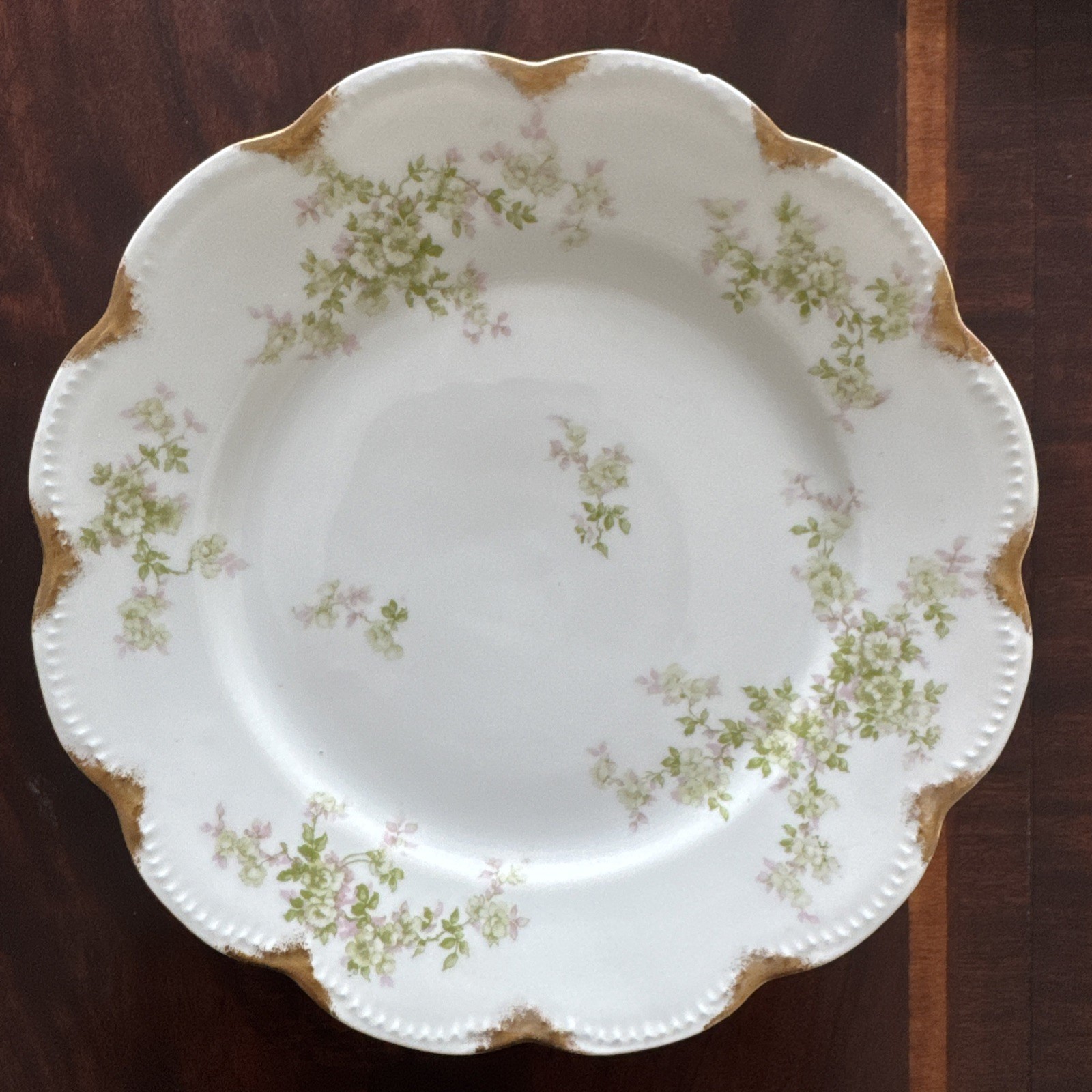 HAVILAND LIMOGES Schleiger 67 Pink + Green Floral Luncheon Plate 8 1/2”