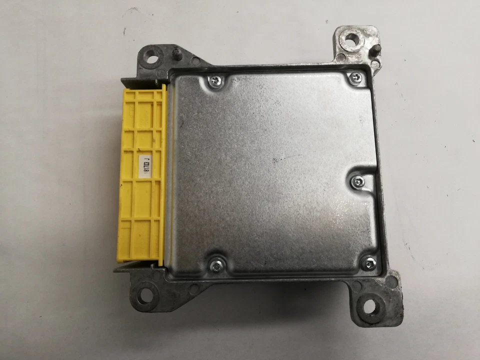 Centralina airbag MERCEDES-BENZ C T-Model S204 A2049012604 3.00 17204270 - Immagine 4 di 4