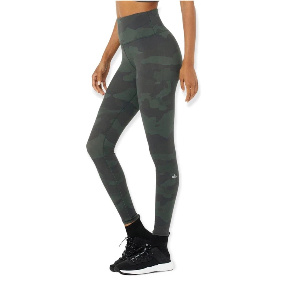 Achieve Your Fitness Goals with Alo Yoga's White Camo High Waist Vapor Leggings