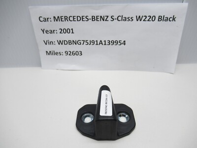 2000-2006 MERCEDES S500 REAR LEFT DOOR LOCKING EYE CATCH STRIKER LATCH OEM