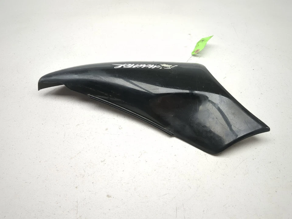 02 Panel de cubierta de asiento inferior izquierdo Kawasaki BN125 Eliminator 125 36001-1610 Foto 3 de 4