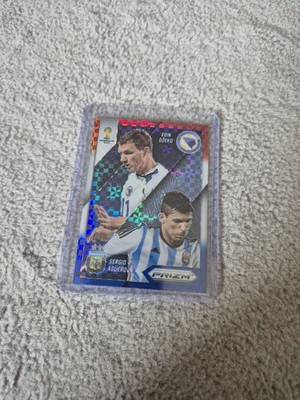 2014 Panini Prizm World Cup - Matchups Dzeko vs Agüero - Red White & Blue Prizm