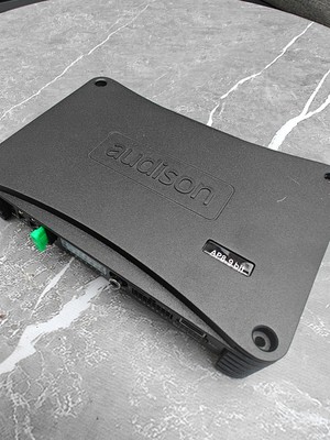 Audison AP8.9 Bit Car 8 Channel Amplifier 35w x8 Bridgeable 130w x4 used