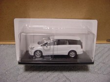famous car collection 1/43 No.124 Mitsubishi Grandis 2003 Minicar