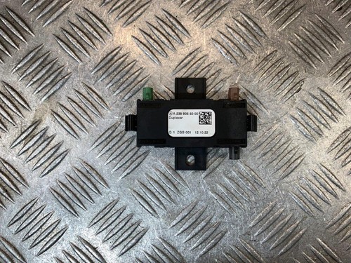 19-23 MERCEDES GLC 43 AMG C253 ANTENNENVERSTÄRKER ECU STEUERGERÄT A2389055000