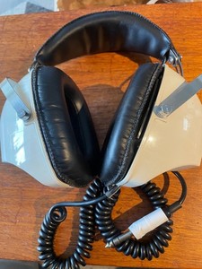 HOSIDEN JAPAN DH-61-S ヘッドホン 昭和レトロ HOSIDEN JAPAN DH-61-S ヘッドホン 昭和レトロ - メルカリ