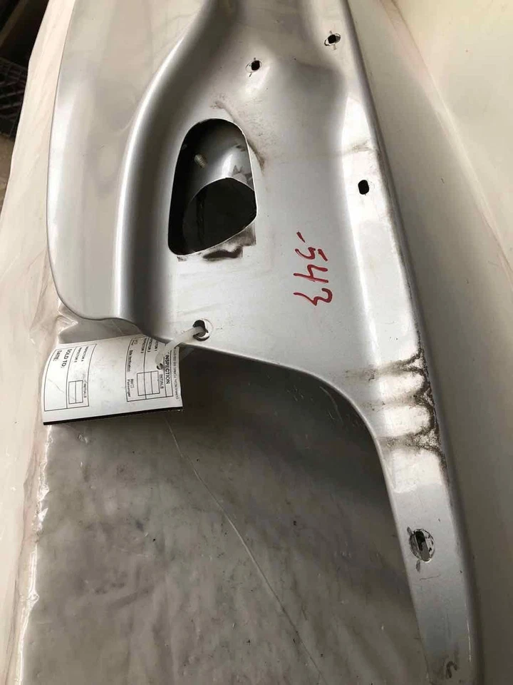 1996 - 1999 年福特 TAURUS 轿车后后备箱盖油漆代码 TS 银霜金属色 — 第 2/4 张图片