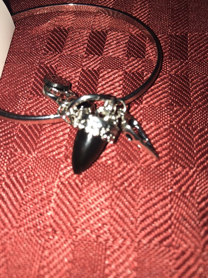 Pulsera Maléfica Señora del Mal de los Parques Disney NUEVA Foto 4 de 4