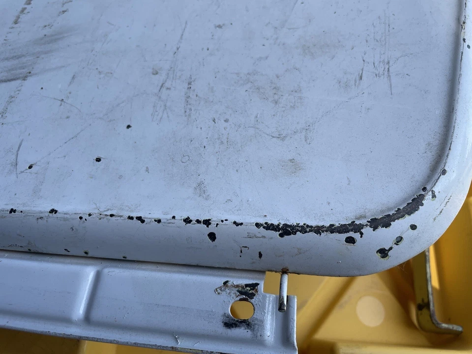 Chevrolet C20 1967-1972 camioneta interior tablero panel guantera puerta con pestillo de bisagra Foto 2 de 4