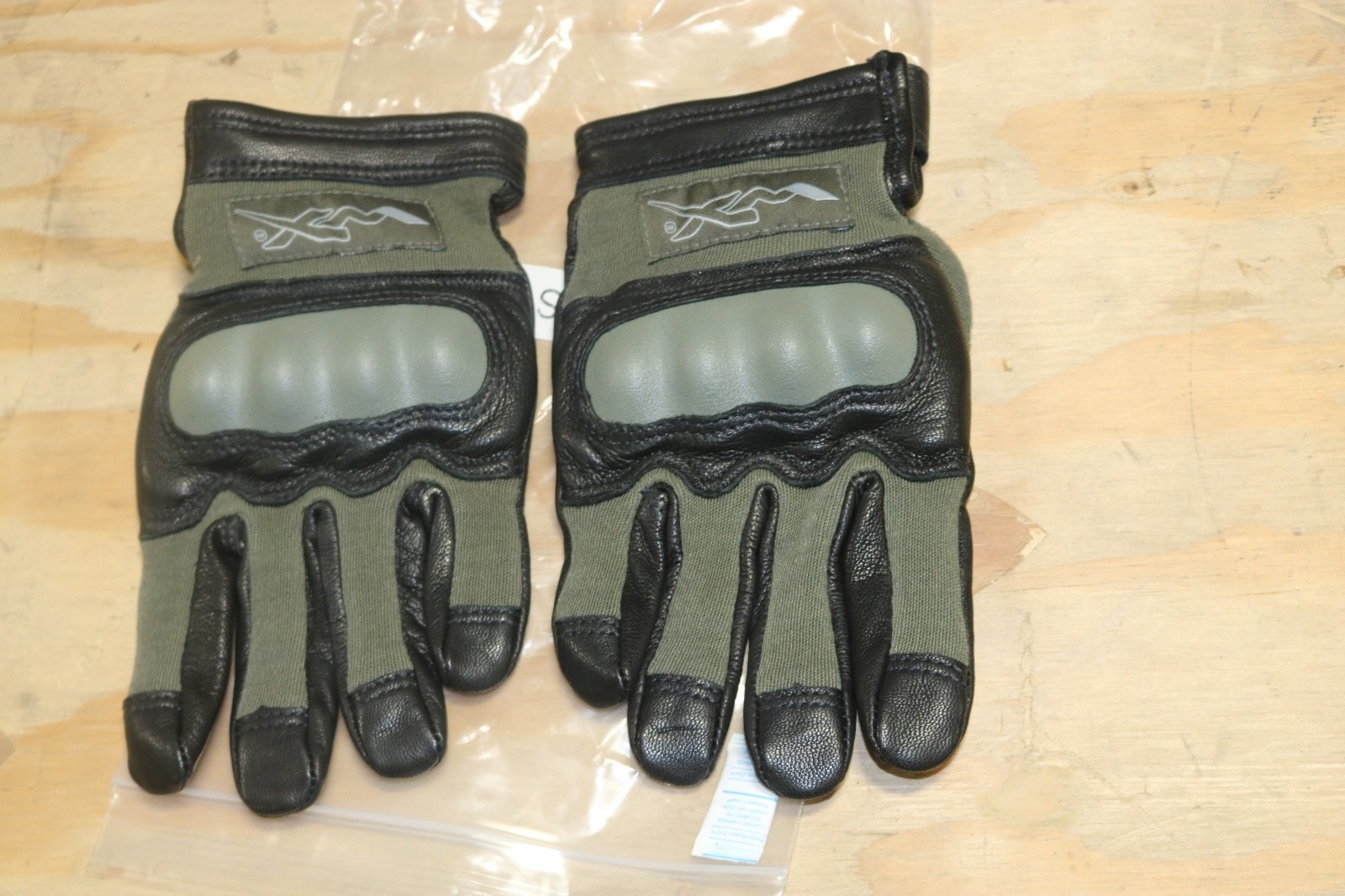 WILEY-X CAG-1 GREEN COMBAT ASSAULT GLOVES WITH KEVLAR KNUCKLES SIZE SMALL-NEW 