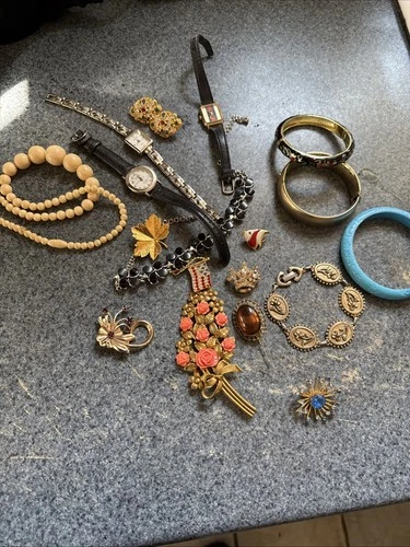 Vintage Costume Jewelry Lot Brooches Bracelets Etc