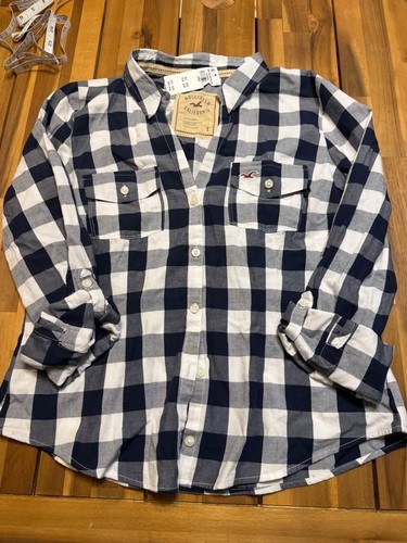 Hollister shirt