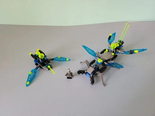 2 Great 1998 Lego Space Insectoid Sets - 6905 Bi-Wing Blaster & 6817 Beta Buzzer