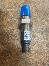 SICK VE18L-4P324 Photoelectric Sensor (NEW)