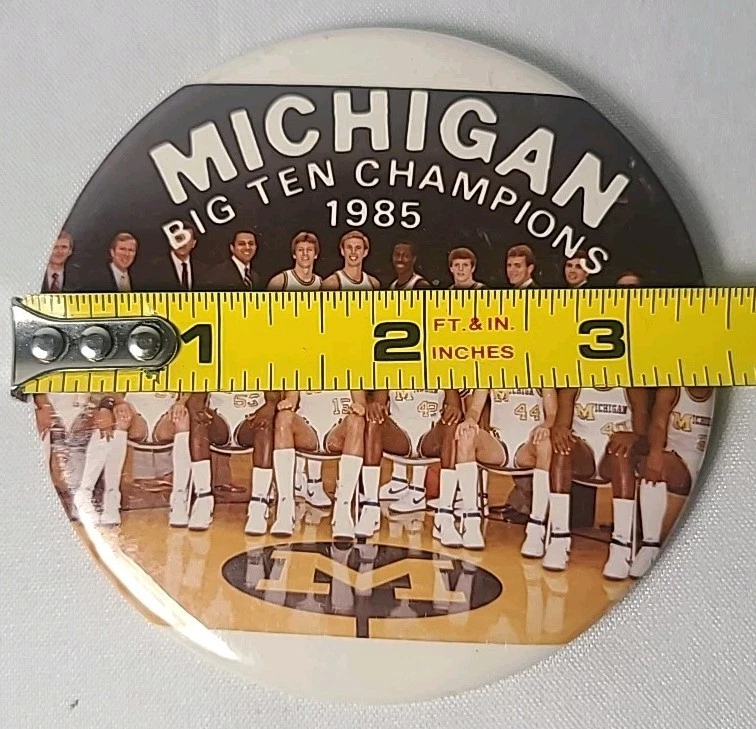 1985 Michigan Wolverines Basketball Vintage Big 10 Champions 3.5" Pin Button - Image 3 of 3