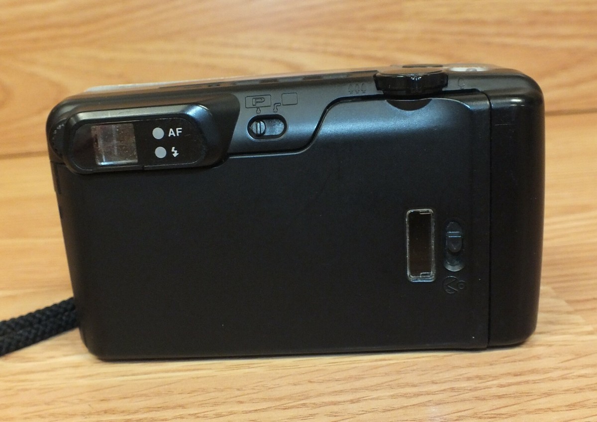 FOR PARTS** Pentax ESPIO 115M MultiAF Film Camera With Strap