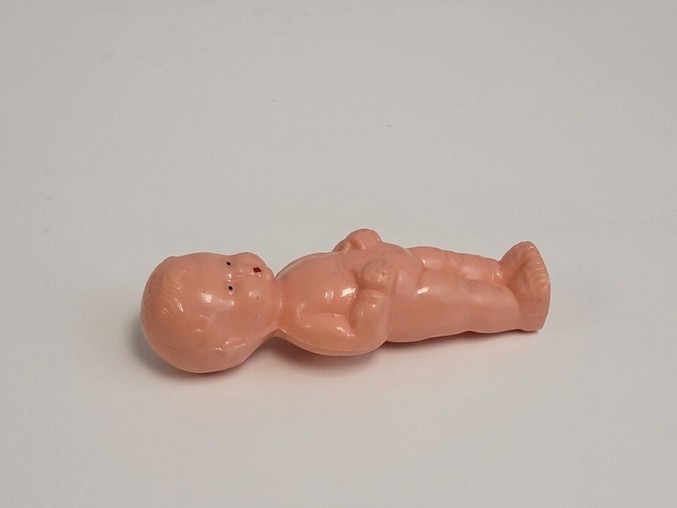 VINTAGE BEST DOLL COMPANY USA SMALL HARD PLASTIC CELLULOID BABY DOLL 3.