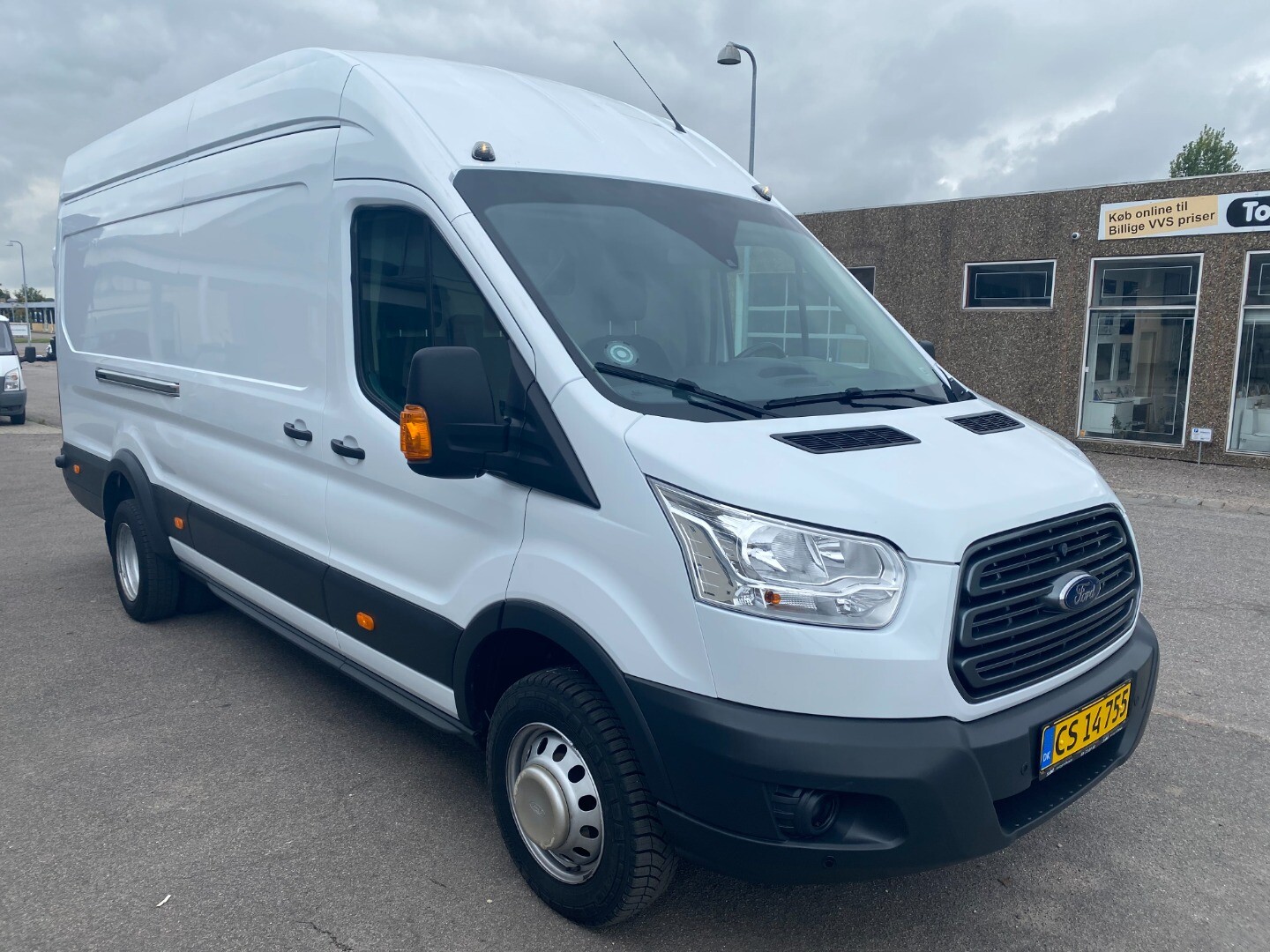 Ford transit 470