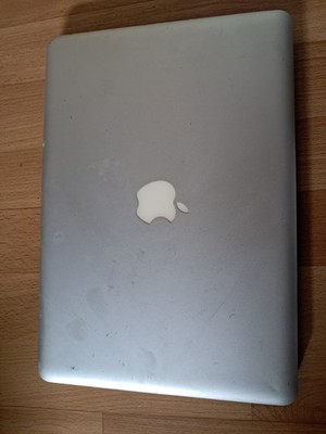Mac Book Pro  13inch Original für Bastler defekt zerkratzt für Ersatzteile