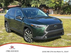 2025 Toyota Corolla Cross XLE Sport Utility 4D