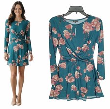 ⭐Women's mini Dress Size S Lily Rose Green Floral pullover stretch long sleeve 