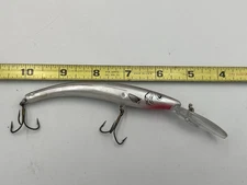 VTG Reef Runner Deep Diver 800 Series Rattle Crankbait VG Condition