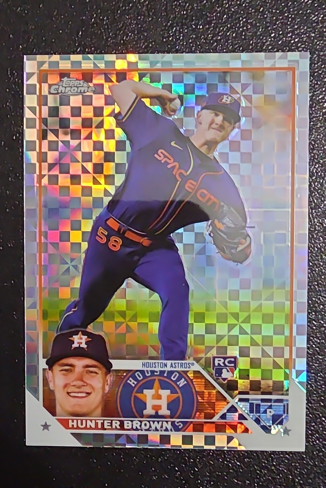 2023 Topps Chrome - Hunter Brown #197 X-Fractor (RC)
