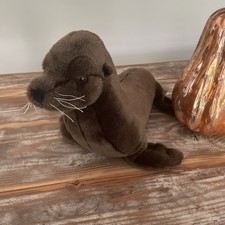 FAO Schwarz Brown Plush Stuffed Seal Animal 2012 19  Large Excellent Condition
