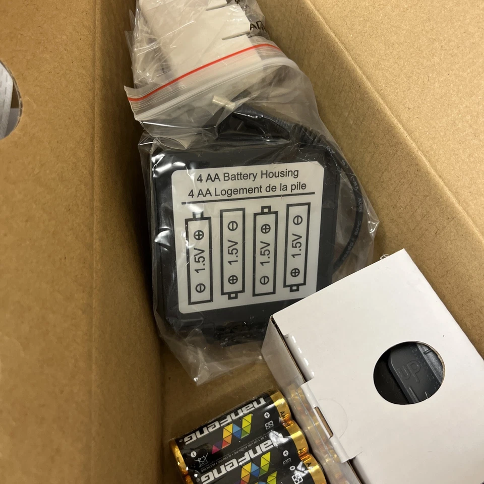 Grifo de cocina Glacier Bay Sadira activado por movimiento sin contacto con rociador desplegable Foto 4 de 4