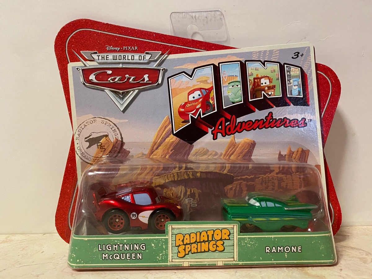 Disney CARS Mini Adventures RADIATOR SPRINGS Lightning McQueen
