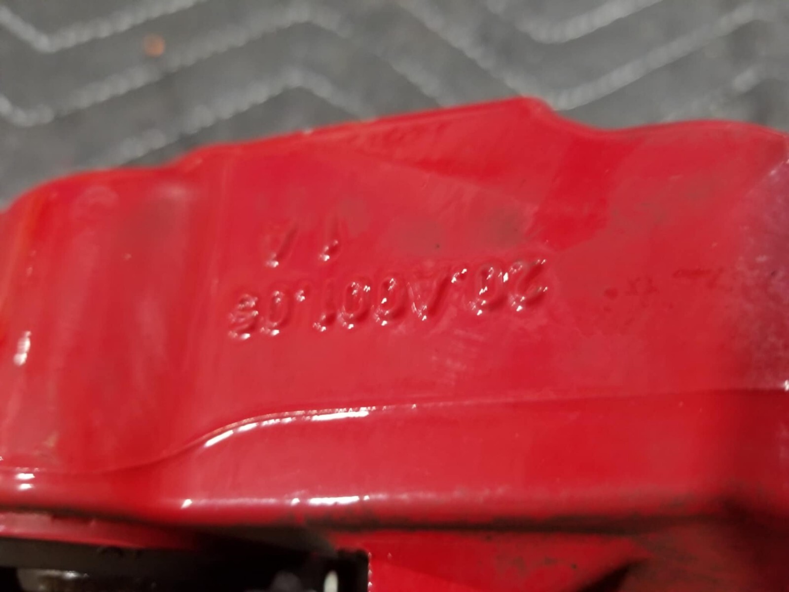 14-21 Maserati Ghibli Quatt Front Brembo Brake Caliper Shoe Carrier Set Oem #85