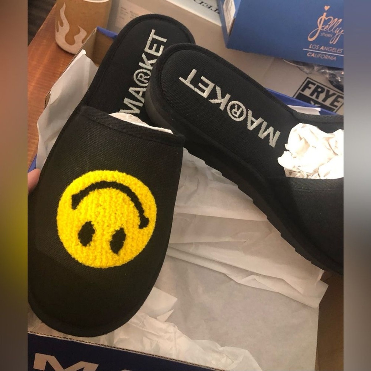 NIB Market Smiley Upside Down Hotel Slippers in Black - Size  display picture 1