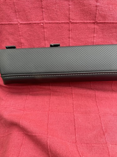 Ssangyong Rexton Dashboard Trim Panel black Leather Centre trim cover RHD - Picture 3 of 24