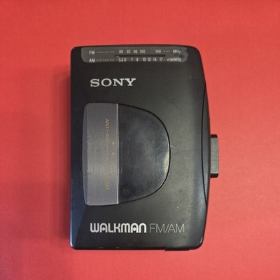 Sony Walkman WM-FX10 FM/AM Radio Cassette Tape Player Portable