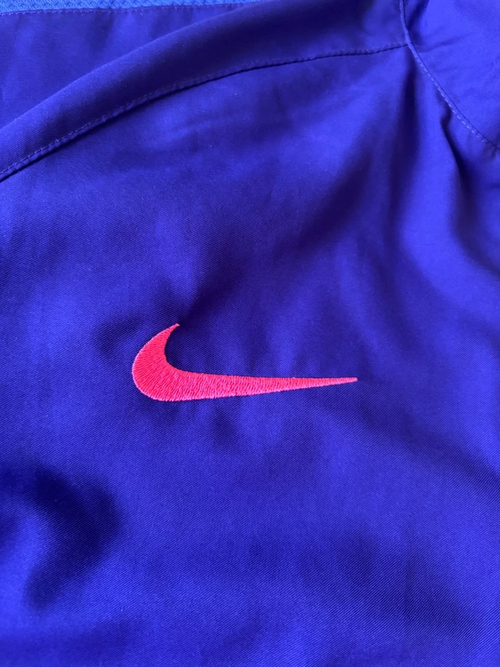 Nike FC Barcelona Trainingsjacke XL Vintage Barca Dri-Fit Lila Pink windbreaker - Bild 3 von 4