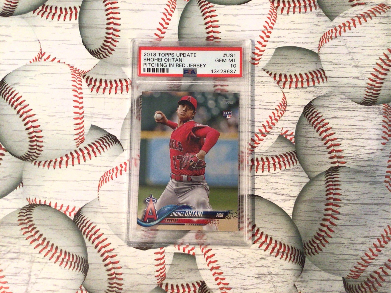 Shohei Ohtani PSA 10 RC Rookie Pitching In Red Jersey 2018 Topps Update Dodgers view 5