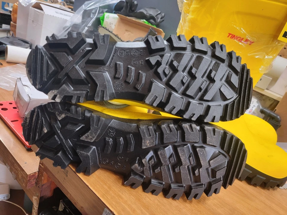 Tingley Rubber Boot,Men's,10,Knee,Yellow,PR, XAN8E/2080AZ916 - Image 3 of 4