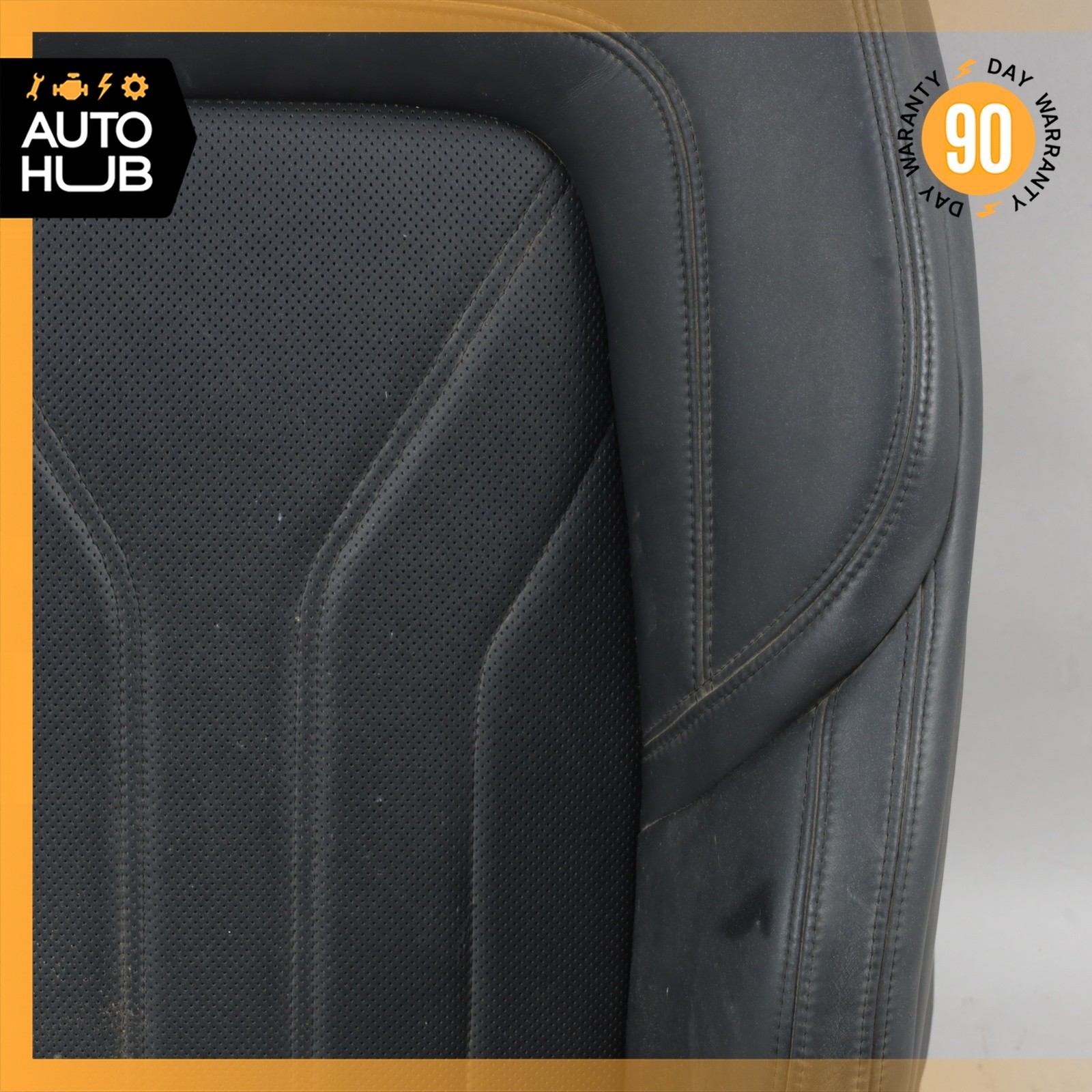 14-17 Maserati Quattroporte M156 Front Right Side Top Upper Seat Cushion OEM