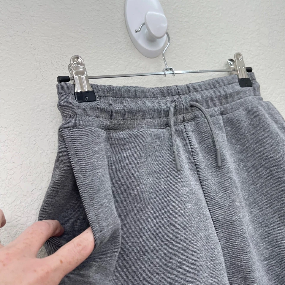 Nike Tech Fleece Gray Athletic Shorts w Pockets 816280-093 Boys size Small (8) - Image 3 of 4