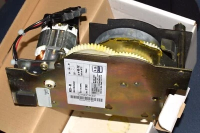 SCHNEIDER MASTERPACT CIRCUIT BREAKER MERLIN GERIN 685762 MCH-M MOTOR MECHANISM