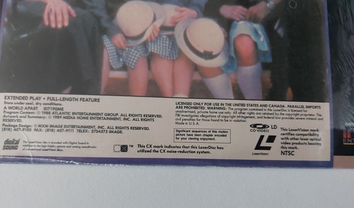 A World Apart LaserDisc NTSC Version Originale Neuf sous blister - Photo 4/4