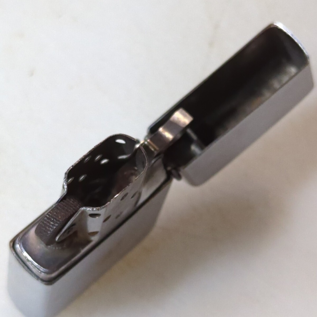 Vintage Zippo Lighter 1950-1957 Brushed Chrome Pat 2517191 Silver