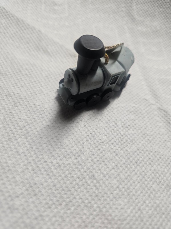 Rare SQUARE WHEEL TRAIN Rudolph Reindeer MISFIT Toy Island Ornament Enesco 1999