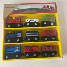 WoodenEdu 9 Piece Magnetic Wooden Train Set with Storage Tray TL72022 NEW